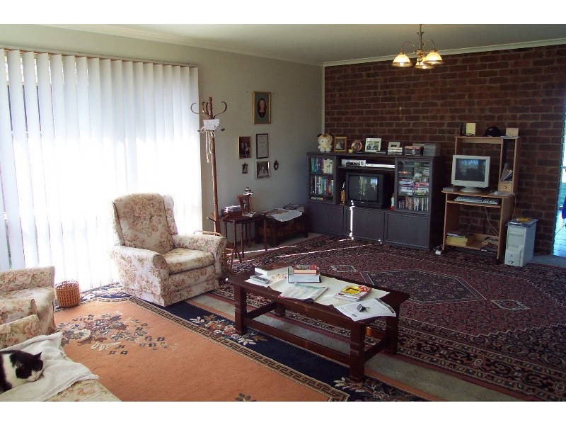 36 Meadenhall Drive, St Albans Park VIC 3219