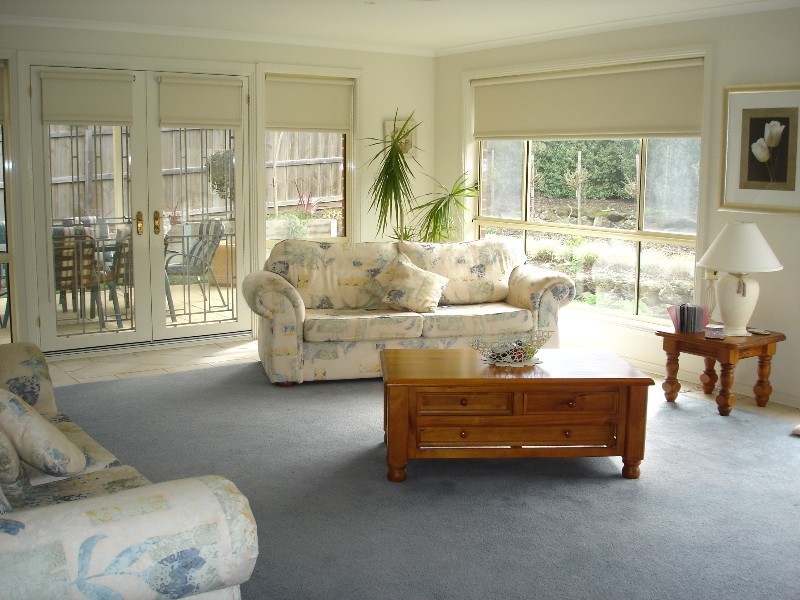 1 Shire Court, Highton VIC 3216