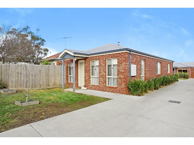 1/3 Mack Court, Belmont VIC 3216