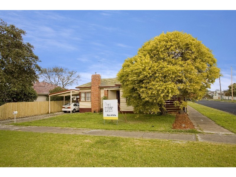5 Quamby Avenue, Hamlyn Heights VIC 3215