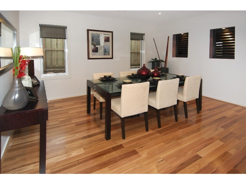 33 Morrow Crescent, Leopold VIC 3224