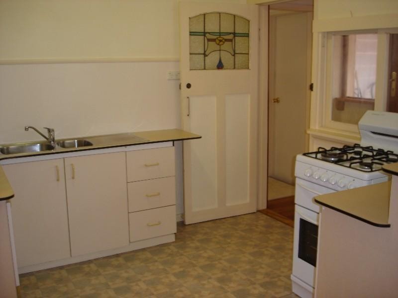 210 Hope Street, Geelong West VIC 3218