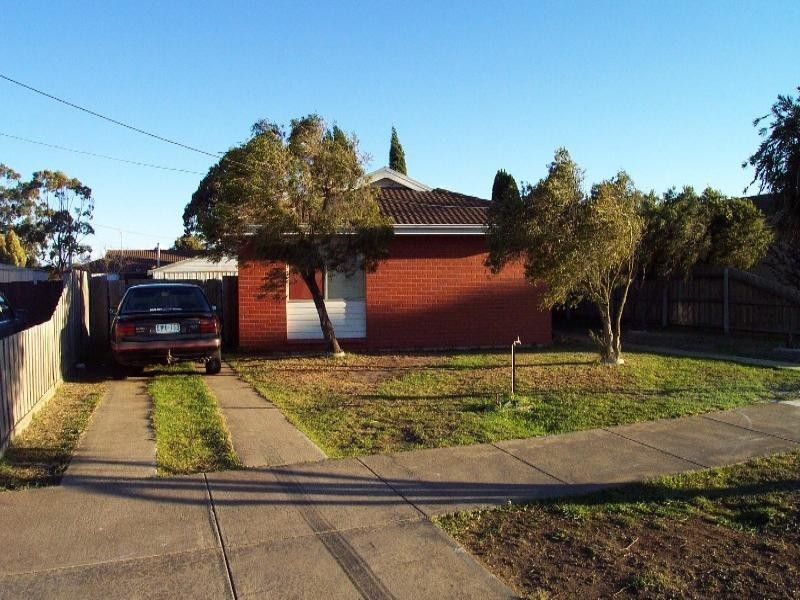 37 Fairbairn Drive, Corio VIC 3214