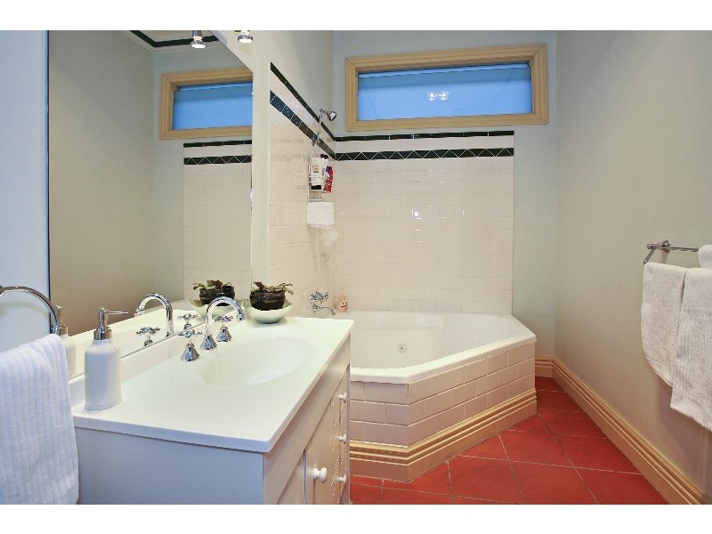 55 Mcdougall Street, Geelong West VIC 3218