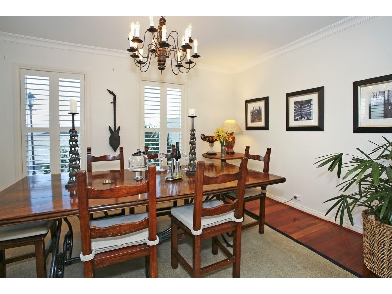 6 Palmerston Place, Highton VIC 3216
