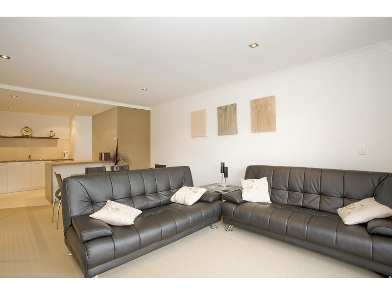 3/32 Hesse Street, Queenscliff VIC 3225