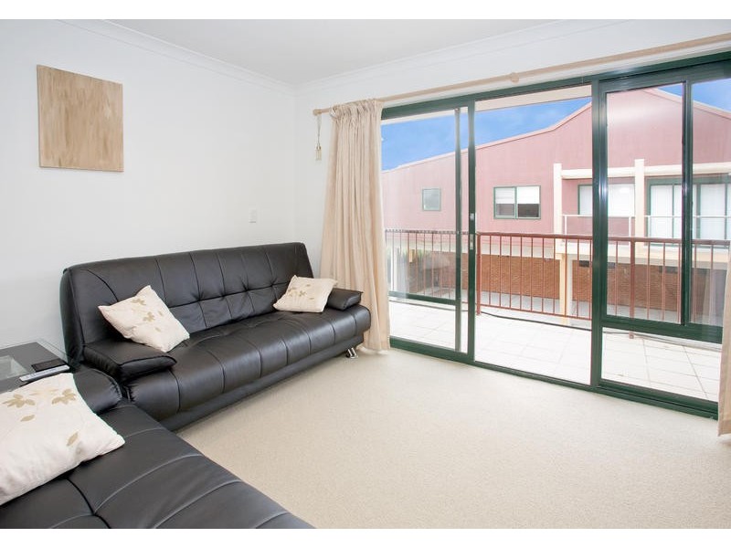 3/32 Hesse Street, Queenscliff VIC 3225