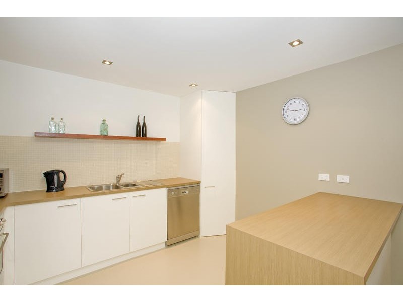 1/32 Hesse Street, Queenscliff VIC 3225