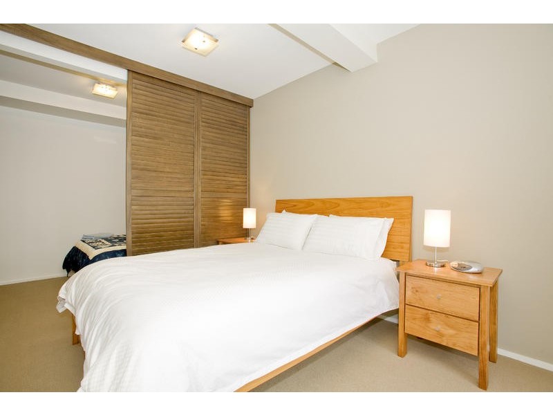 1/32 Hesse Street, Queenscliff VIC 3225