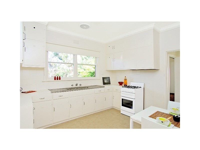 29 Heytesbury Street, Herne Hill VIC 3218