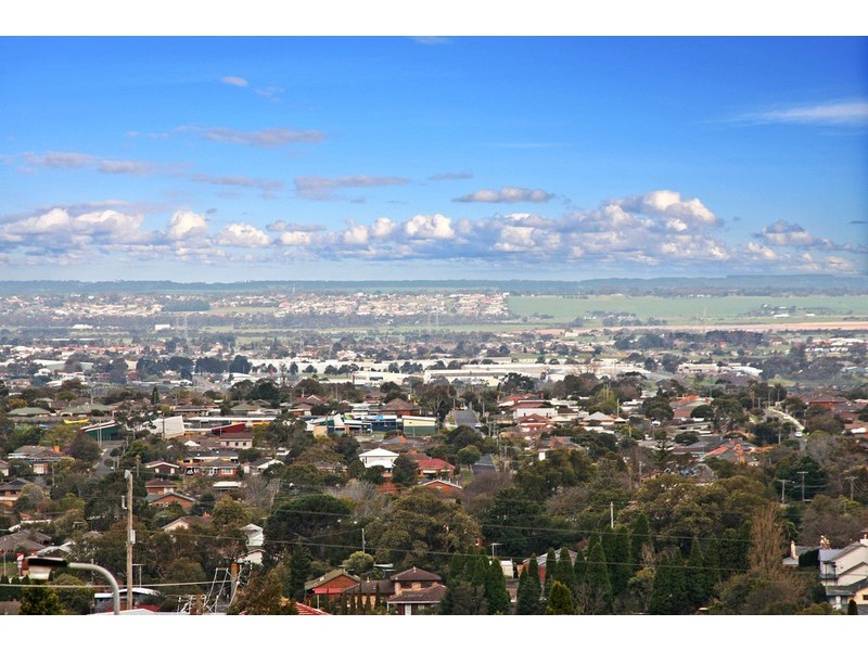 10 Kirami Court, Wandana Heights VIC 3216