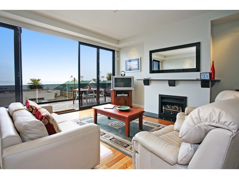 3/20 Eastern Beach Road, Geelong VIC 3220