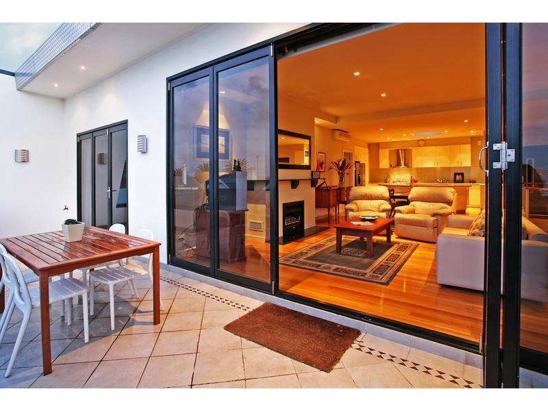 3/20 Eastern Beach Road, Geelong VIC 3220