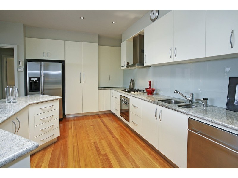 3/20 Eastern Beach Road, Geelong VIC 3220