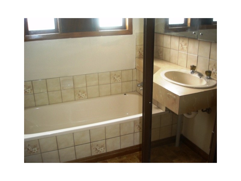 1 Murray Street, Hamlyn Heights VIC 3215