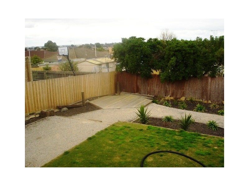 1 Murray Street, Hamlyn Heights VIC 3215