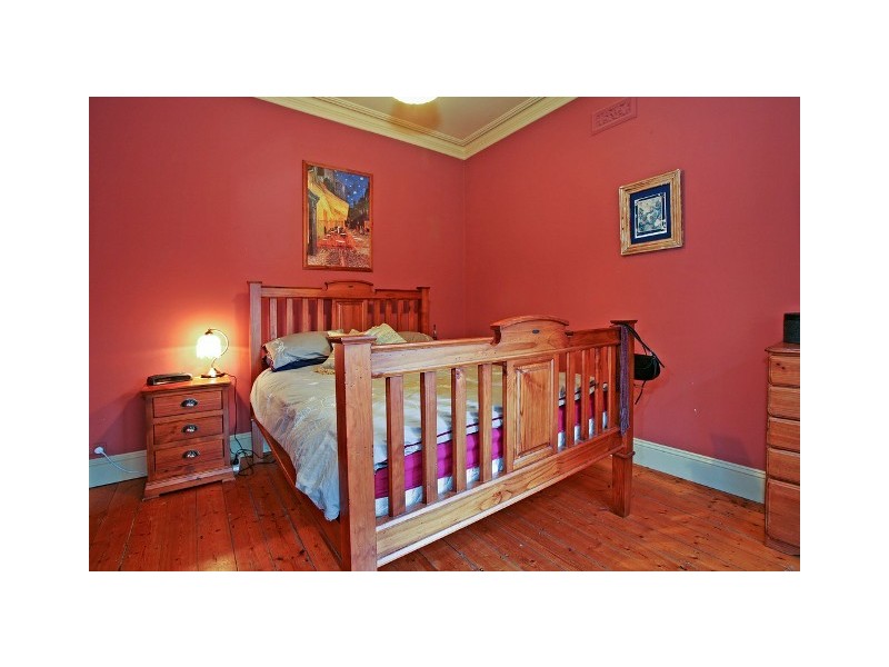 2 Tayler Street, Geelong West VIC 3218