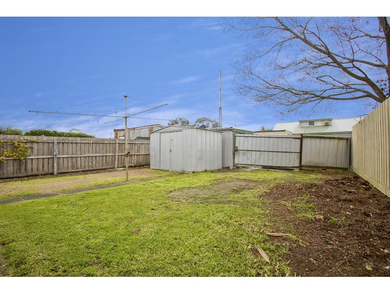 15 Grey Street, East Geelong VIC 3219