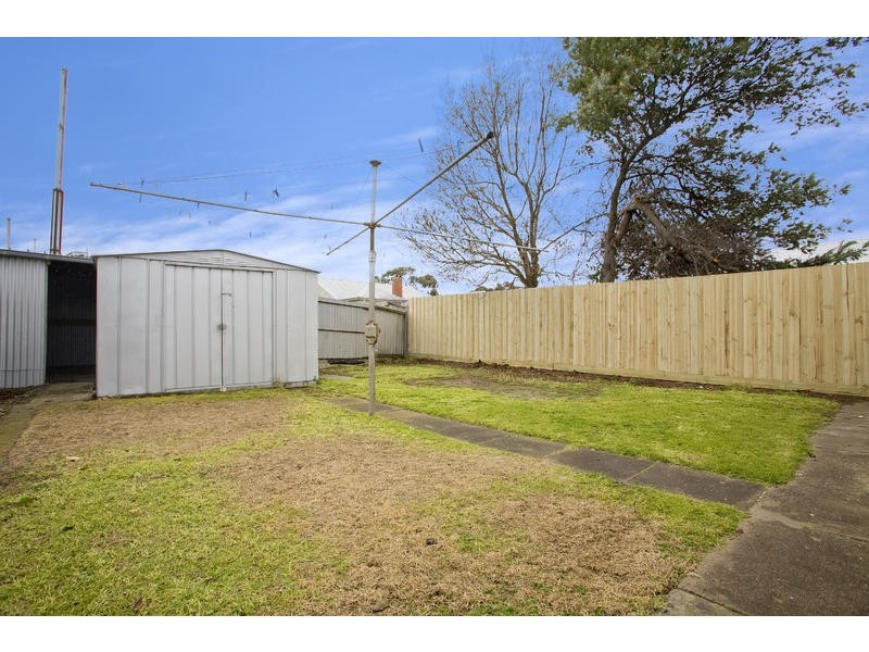 15 Grey Street, East Geelong VIC 3219