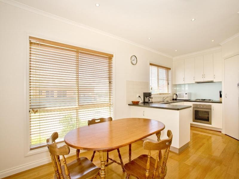 25a Paratone Crescent, St Albans Park VIC 3219