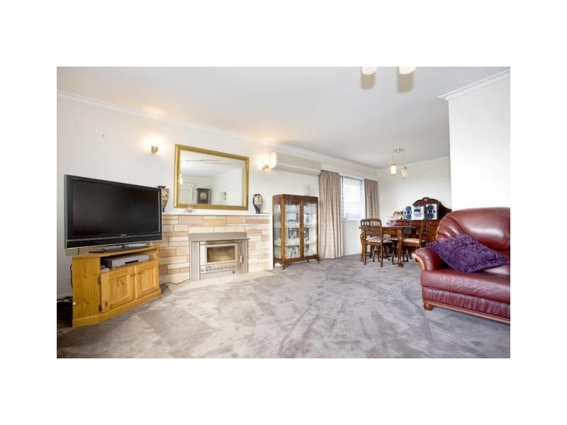 3 Melrose Avenue, Highton VIC 3216