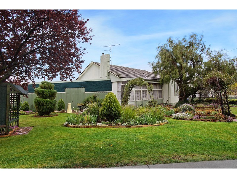 4 Ontario Avenue, Corio VIC 3214