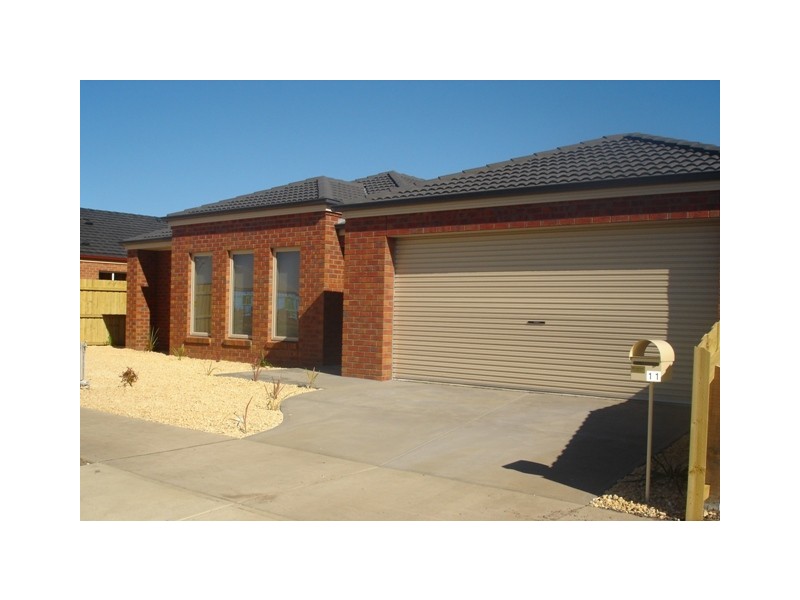 11 Nell Link, Leopold VIC 3224