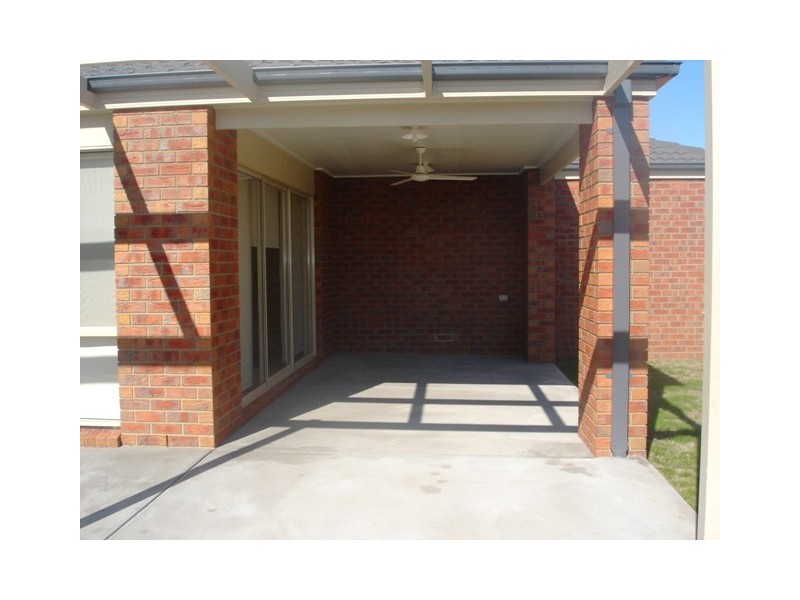 11 Nell Link, Leopold VIC 3224