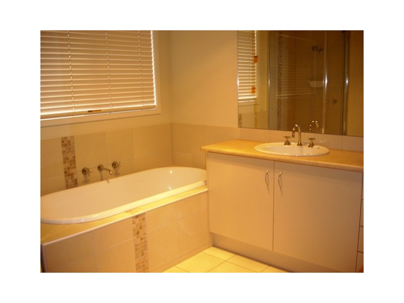 11 Nell Link, Leopold VIC 3224