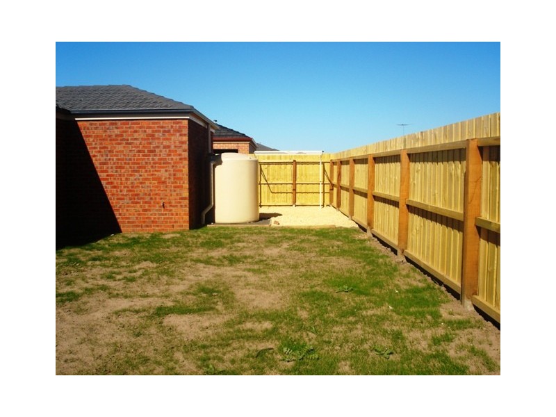 11 Nell Link, Leopold VIC 3224
