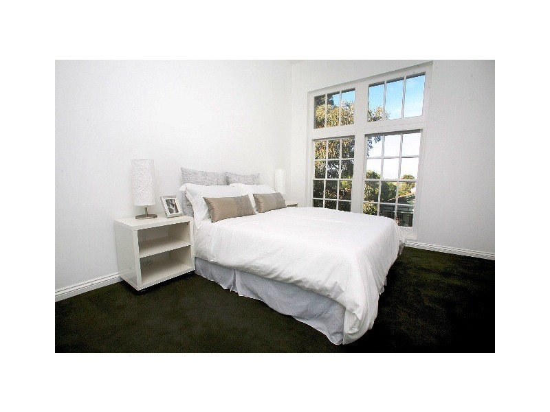 14/209 Melbourne Road, North Geelong VIC 3215