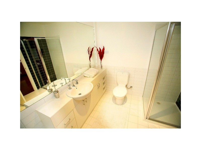 14/209 Melbourne Road, North Geelong VIC 3215