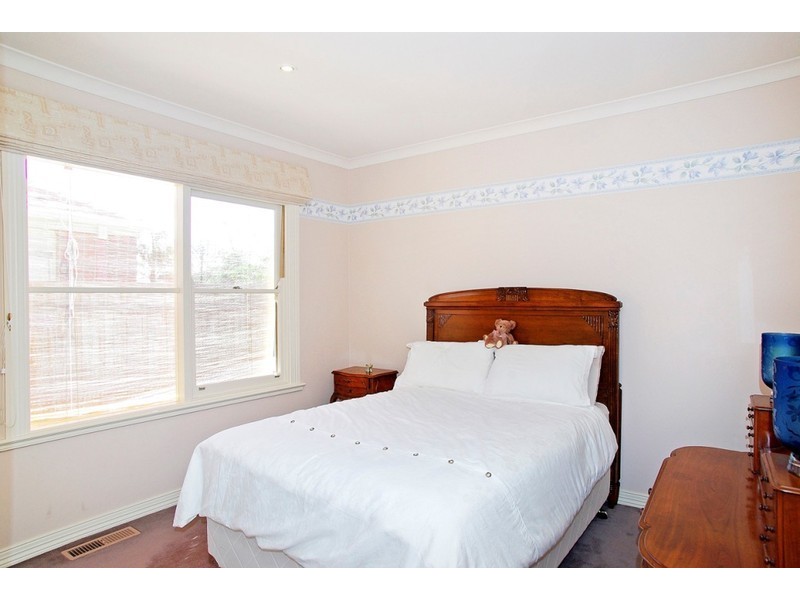 19 Keen Place, Lara VIC 3212