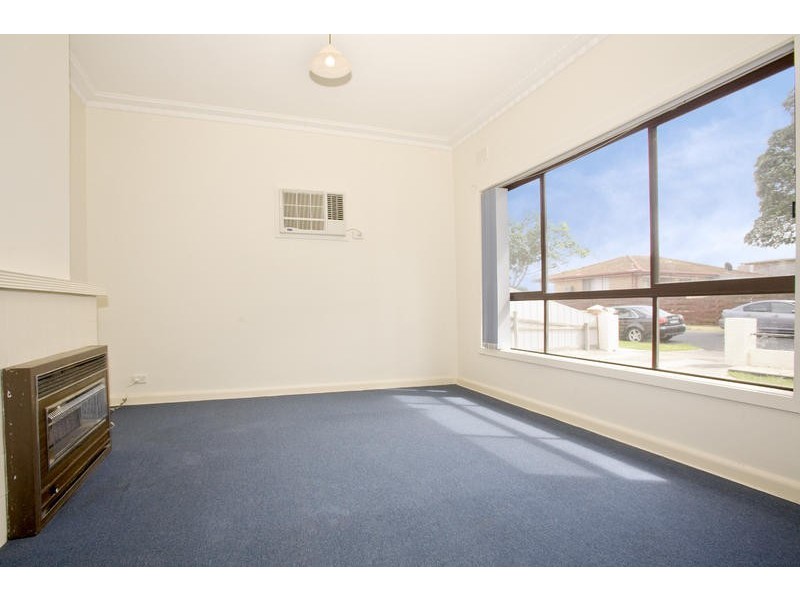 1 Reserve Road, Norlane VIC 3214