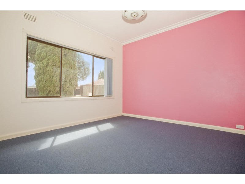 1 Reserve Road, Norlane VIC 3214
