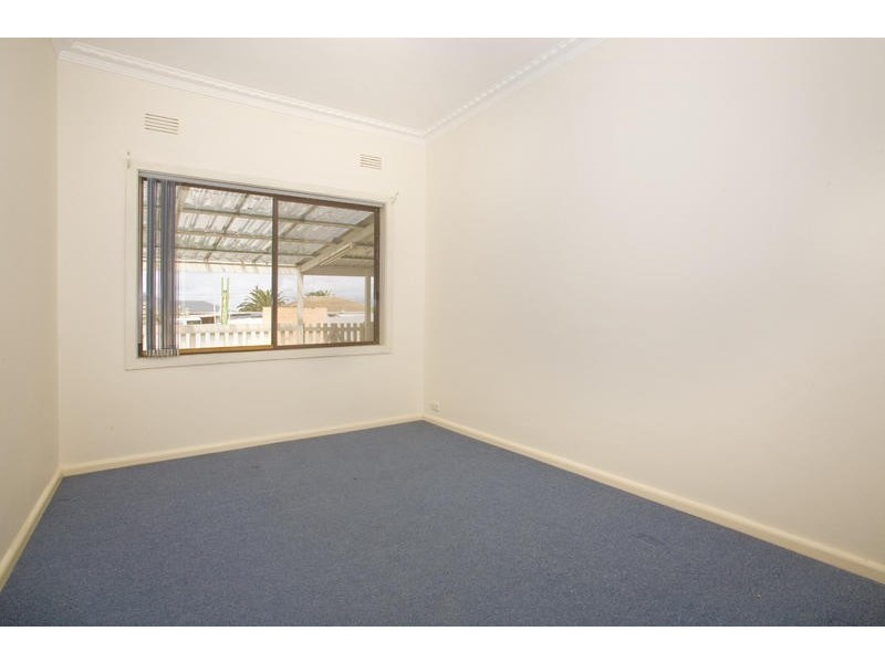 1 Reserve Road, Norlane VIC 3214