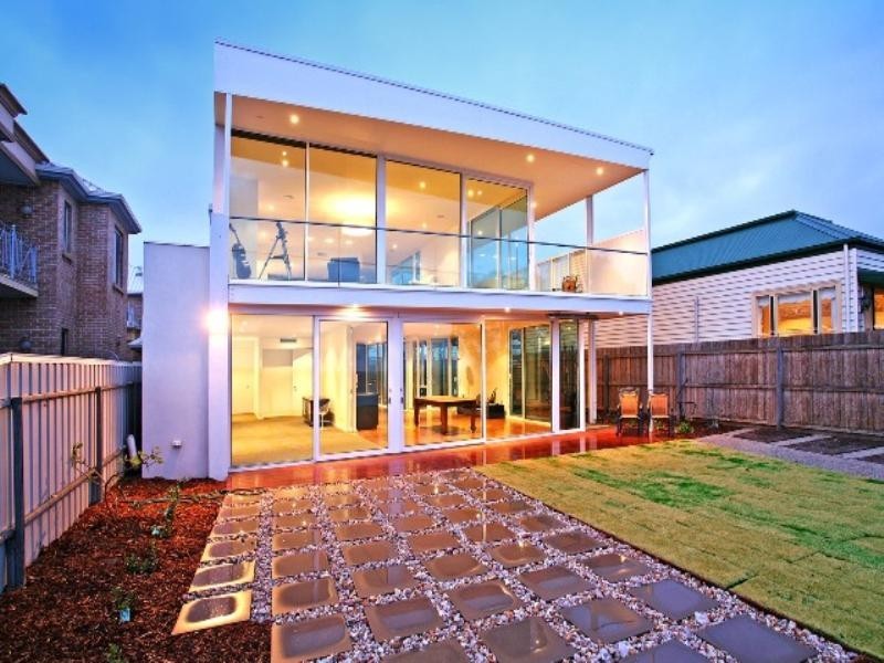 31 Balmoral Crescent, Rippleside VIC 3215