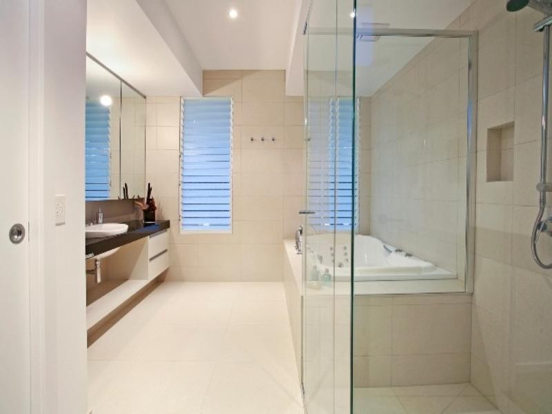 31 Balmoral Crescent, Rippleside VIC 3215