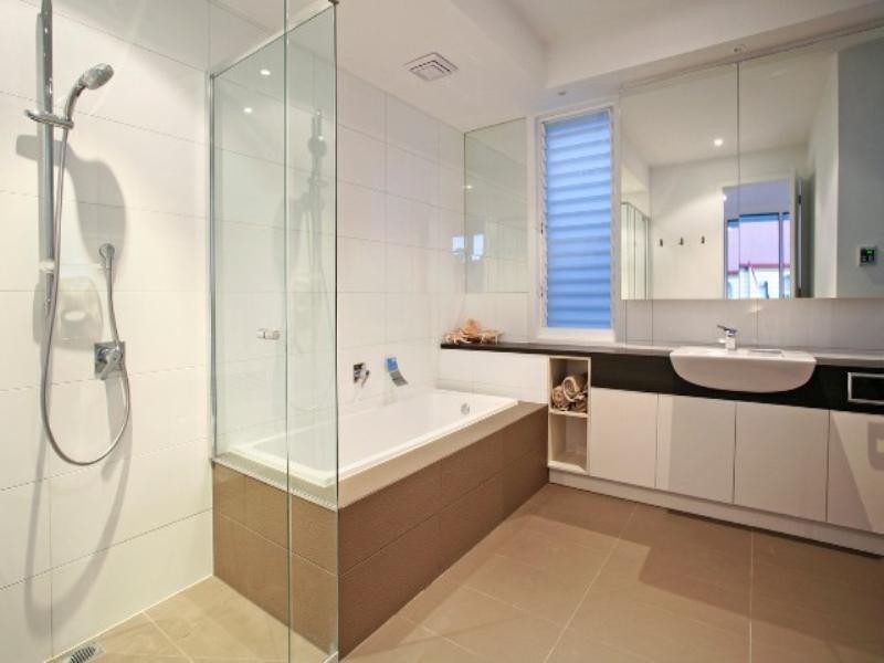 31 Balmoral Crescent, Rippleside VIC 3215