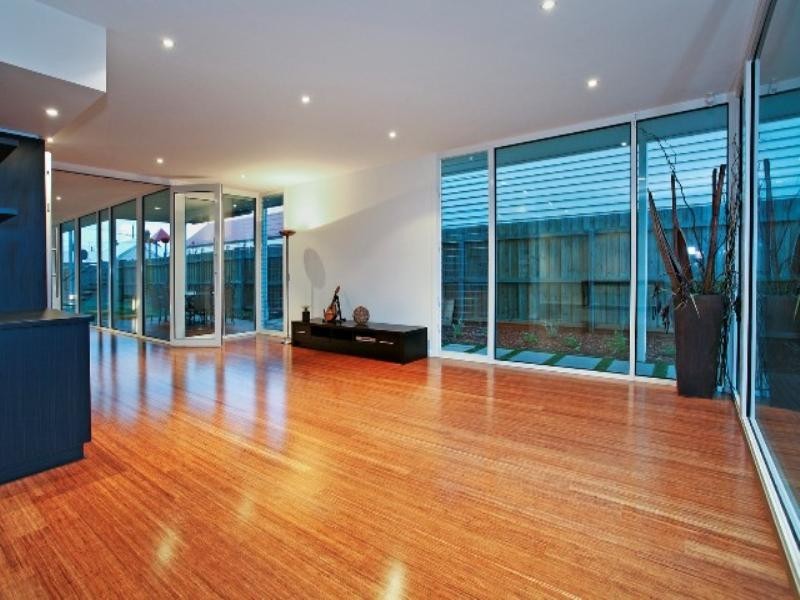 31 Balmoral Crescent, Rippleside VIC 3215