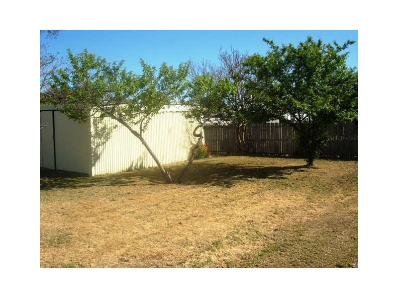 25 Pettitt Crescent, Norlane VIC 3214