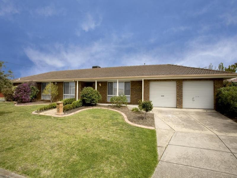 38 Govett Crescent, St Albans Park VIC 3219