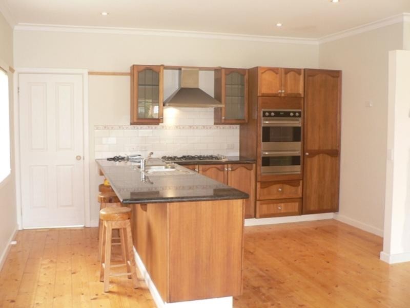 2 Rotherham Street, Belmont VIC 3216