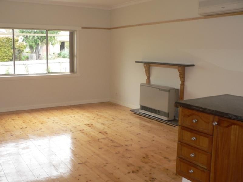 2 Rotherham Street, Belmont VIC 3216