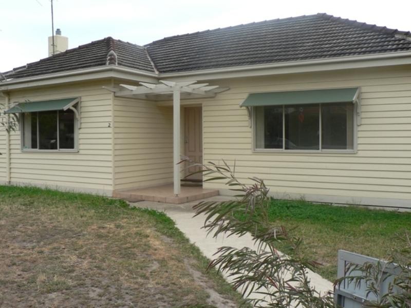 2 Rotherham Street, Belmont VIC 3216