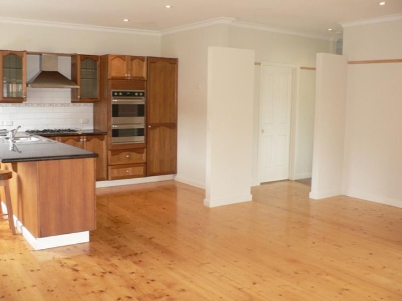 2 Rotherham Street, Belmont VIC 3216