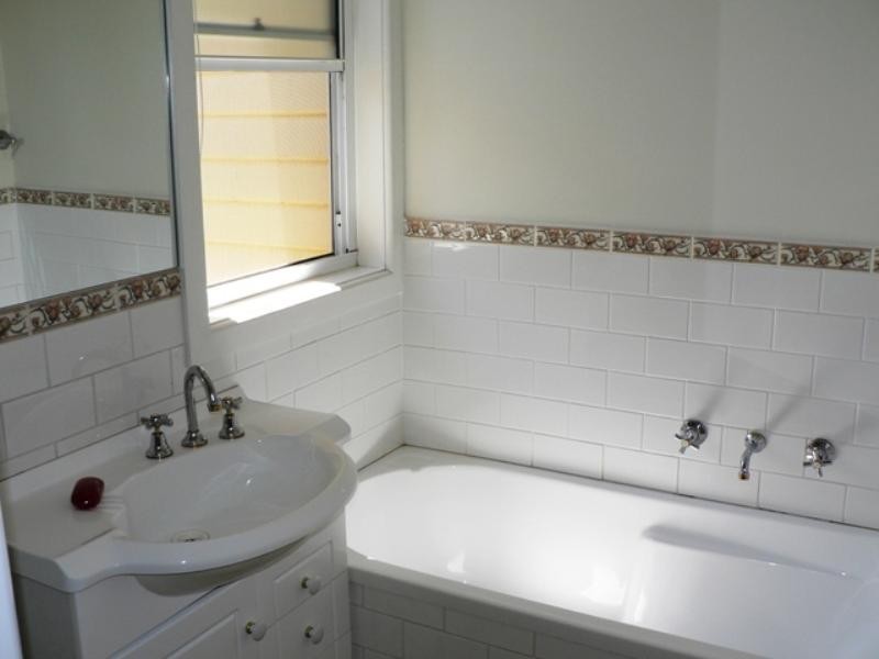 2 Rotherham Street, Belmont VIC 3216