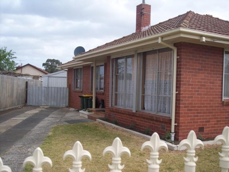 9 Illinois Avenue, Corio VIC 3214