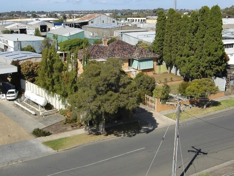 1 Park Street, Belmont VIC 3216