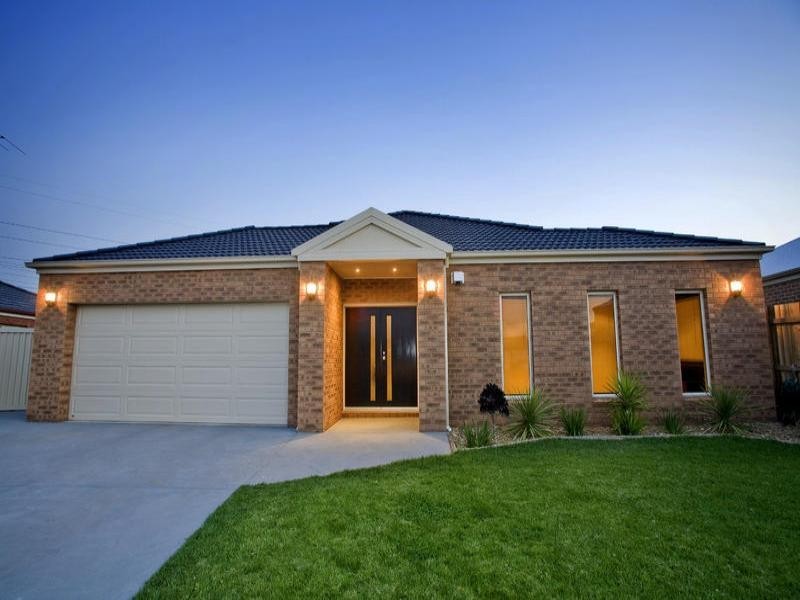 25 Haugh Street, Lovely Banks VIC 3221